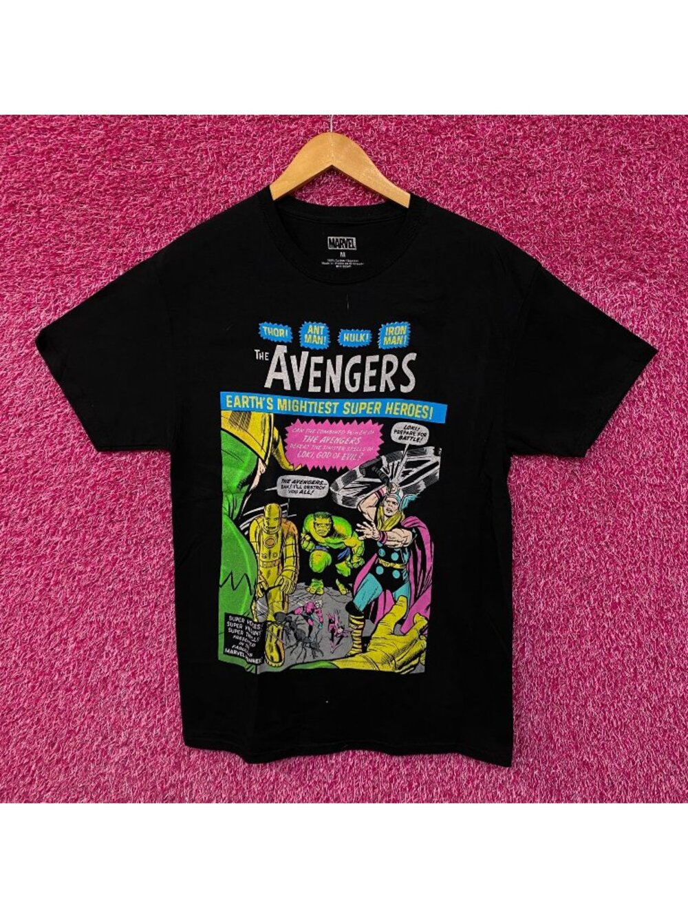 Avengers Earth's Mightiest Superheroes Tshirt size medium